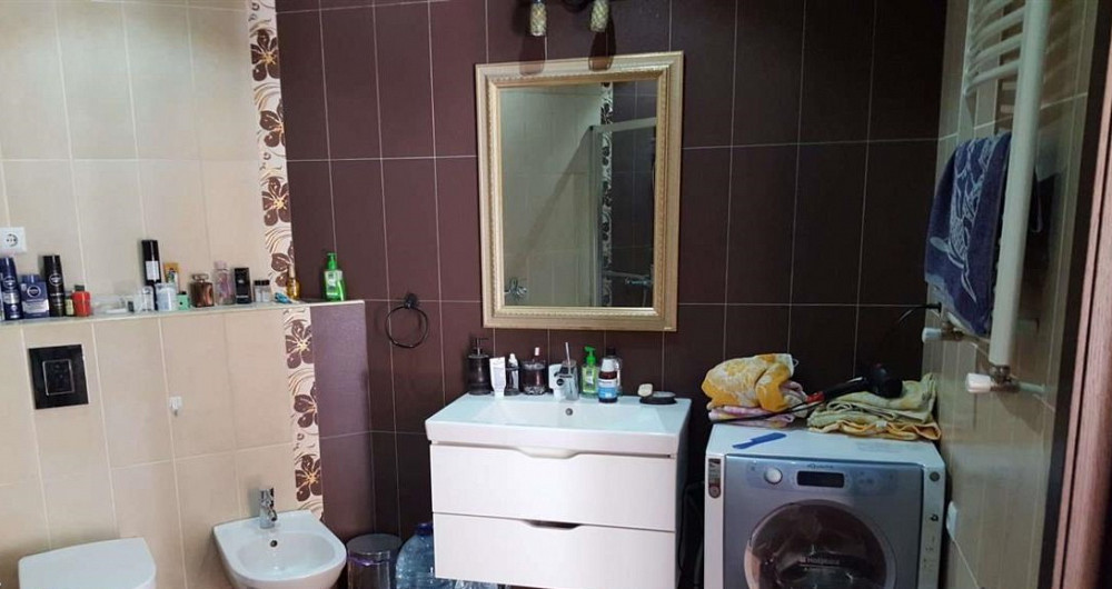 იყიდება 5 ოთახიანი ბინას 250მ² 4/12 სართ თბილისი - photo 3