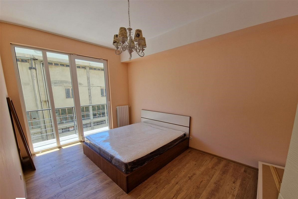 იყიდება 3 ოთახიანი ბინას 100მ² 3/9 სართ თბილისი - photo 1