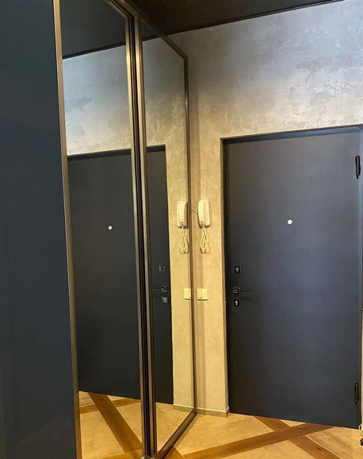 იყიდება 3 ოთახიანი ბინას 117მ² 4/17 სართ თბილისი - photo 1