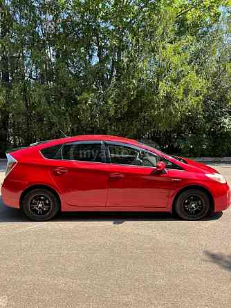 იყიდება TOYOTA Prius 2013 თბილისი