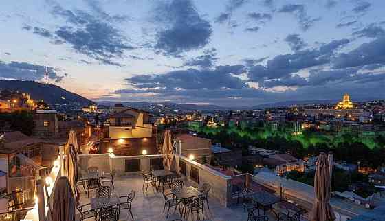 იყიდება 20 ოთახიანი სასტუმრო ორთაჭალაში Тбилиси