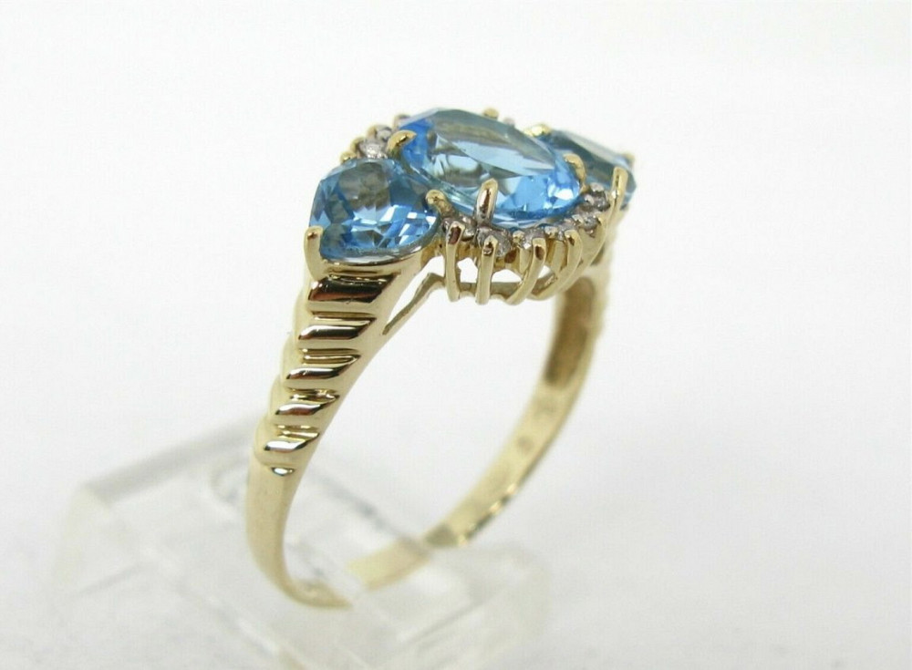 1726 ოქროს ბეჭედი ტოპაზით და ბრილიატებით Tbilisi - photo 1