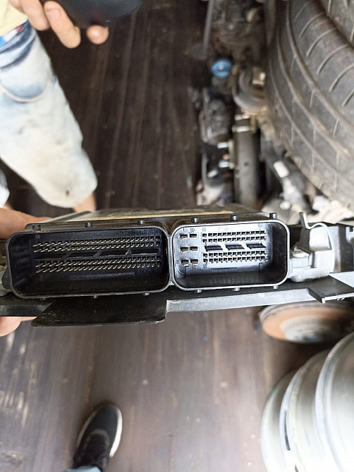 ძრავის კომპიუტერი ( ტვინი ) MERCEDESE C205 თბილისი - photo 2