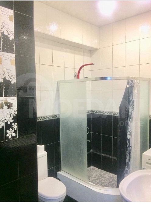 Сдам 4-комн. квартиру на сутки в Тбилиси  140м² 3/14 эт. Тбилиси - изображение 8