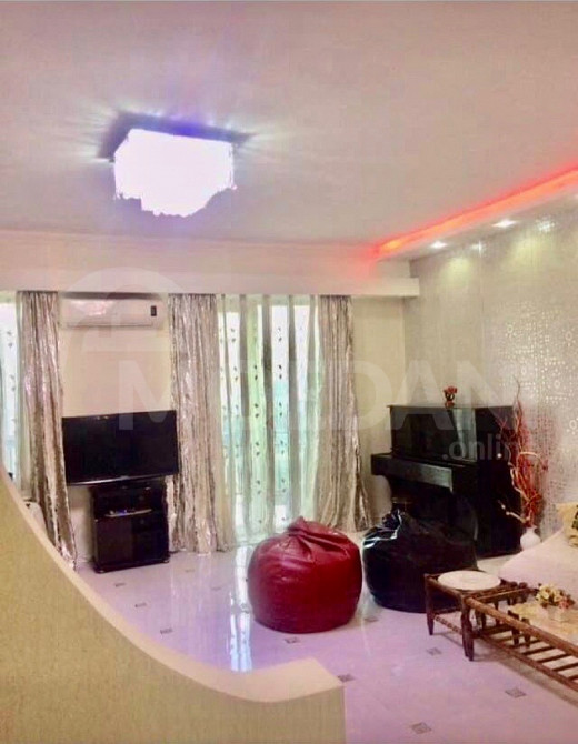 Сдам 4-комн. квартиру на сутки в Тбилиси  140м² 3/14 эт. Тбилиси - изображение 1