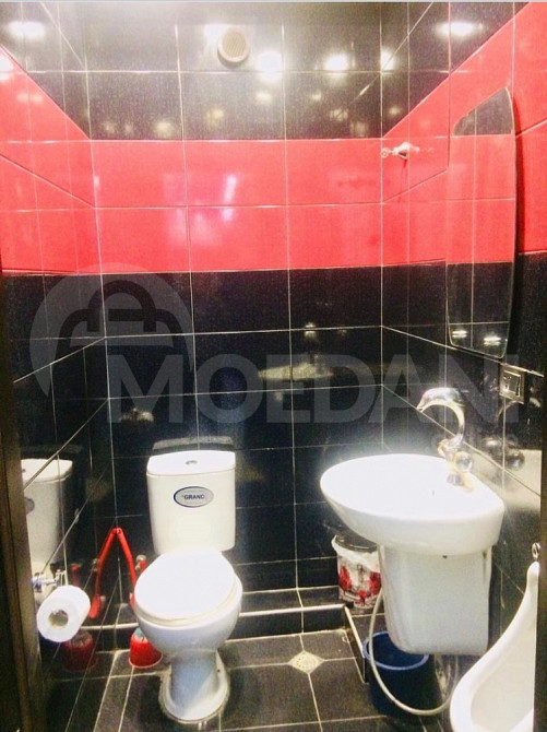 Сдам 4-комн. квартиру на сутки в Тбилиси  140м² 3/14 эт. Тбилиси - изображение 7