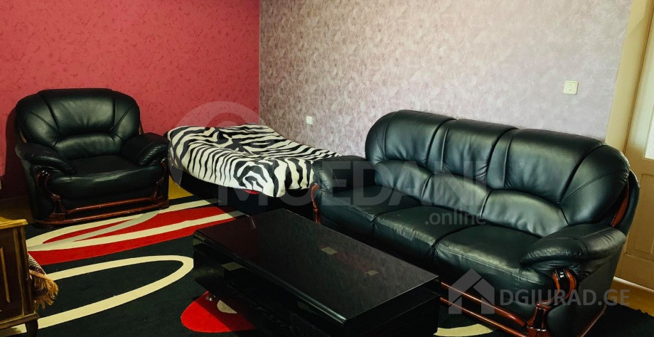 Short Term Rentals four-room 61m² 1/5 floor Tbilisi - photo 1