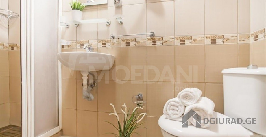 Сдам 1-комн. квартиру на сутки в Батуми  32м² 12/20 эт. Батуми - изображение 5