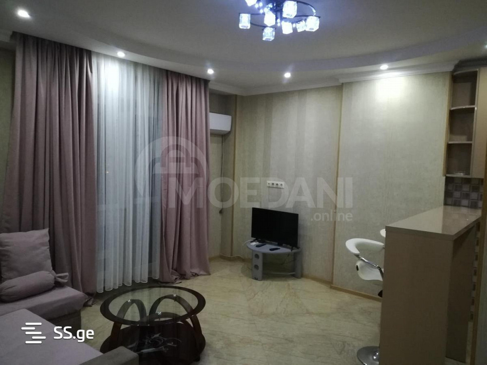 Сдам 2-комн. квартиру на сутки в Тбилиси  45м² 7/8 эт. Тбилиси - изображение 10