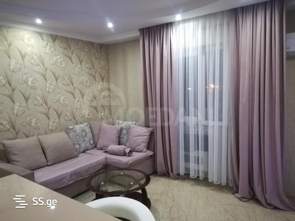 Сдам 2-комн. квартиру на сутки в Тбилиси  45м² 7/8 эт. Тбилиси - изображение 4
