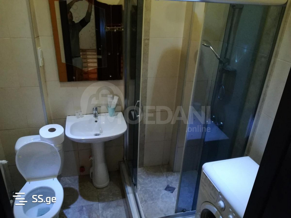Сдам 2-комн. квартиру на сутки в Тбилиси  45м² 2/8 эт. Тбилиси - изображение 5