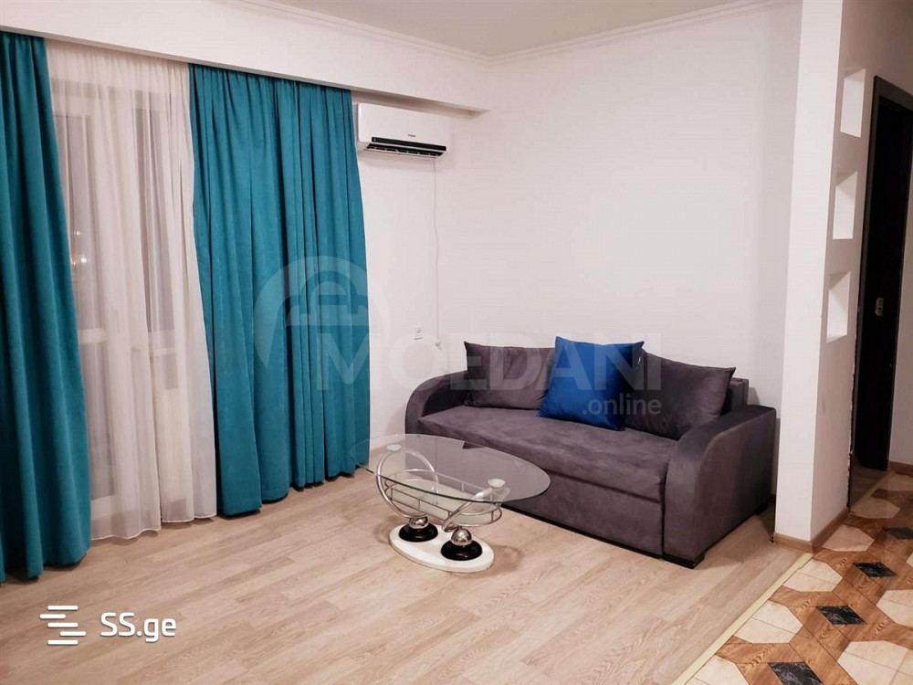 Сдам 2-комн. квартиру на сутки в Тбилиси  45м² 2/8 эт. Тбилиси - изображение 3