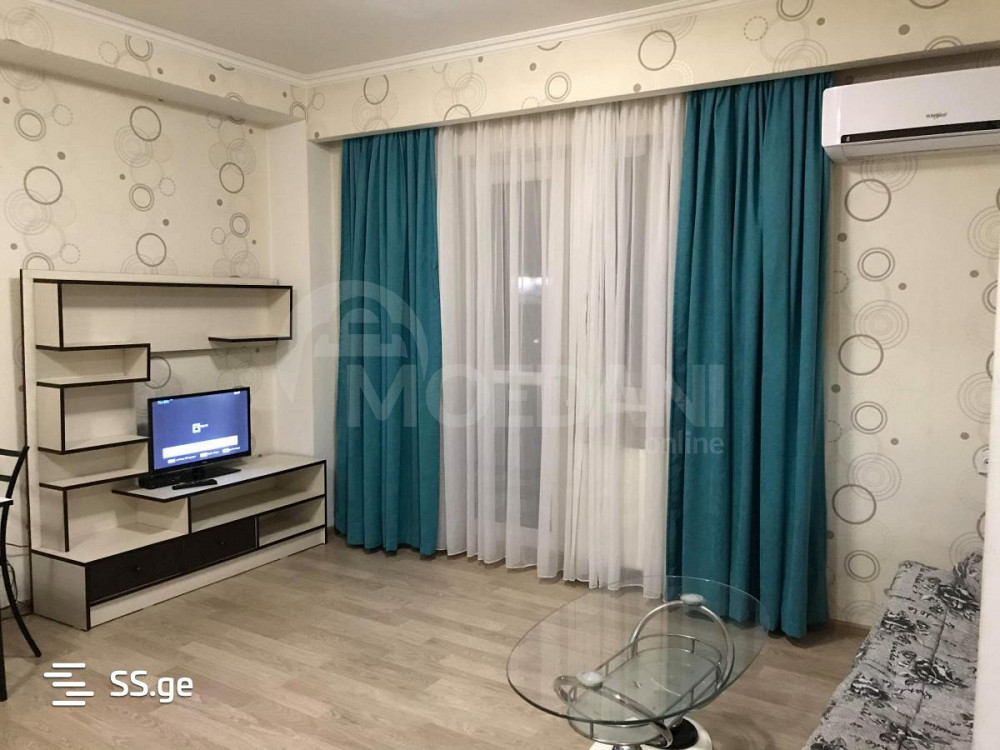 Сдам 2-комн. квартиру на сутки в Тбилиси  45м² 2/8 эт. Тбилиси - изображение 1