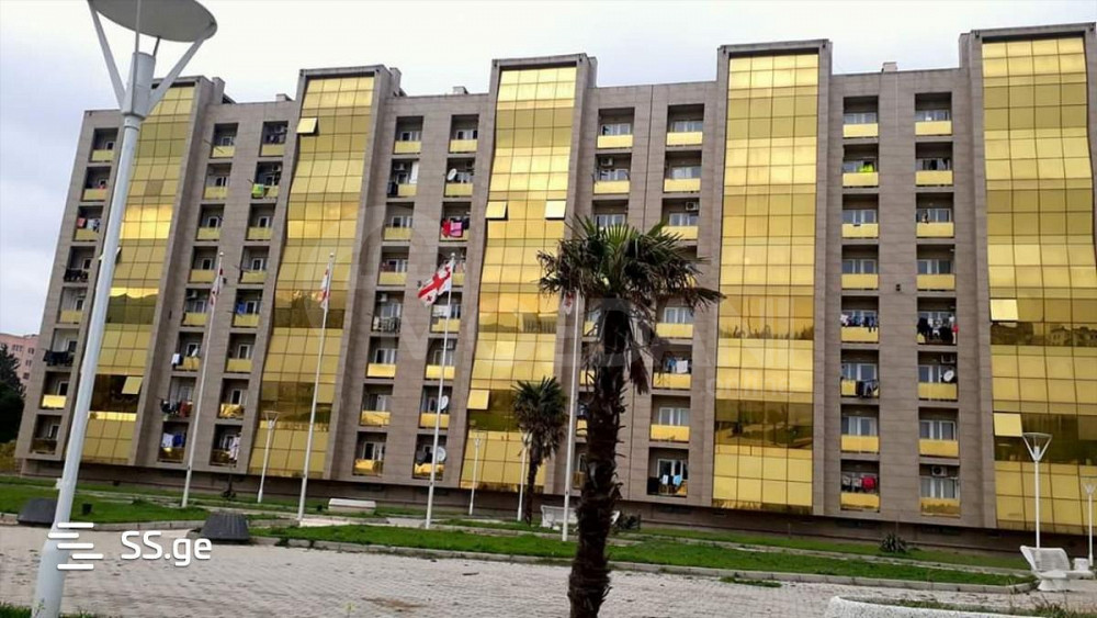 Сдам 2-комн. квартиру на сутки в Тбилиси  45м² 2/8 эт. Тбилиси - изображение 6