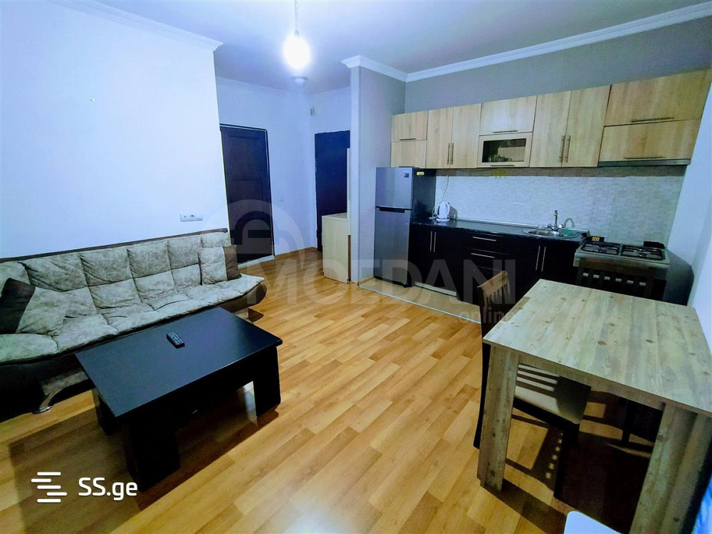 Сдам 2-комн. квартиру на сутки в Тбилиси  45м² 3/8 эт. Тбилиси - изображение 4