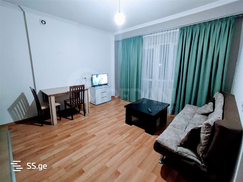 Сдам 2-комн. квартиру на сутки в Тбилиси  45м² 3/8 эт. Тбилиси - изображение 2