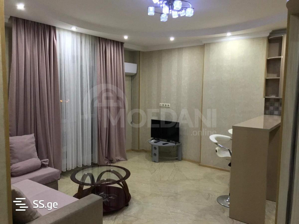 Сдам 2-комн. квартиру на сутки в Тбилиси  45м² 7/8 эт. Тбилиси - изображение 4