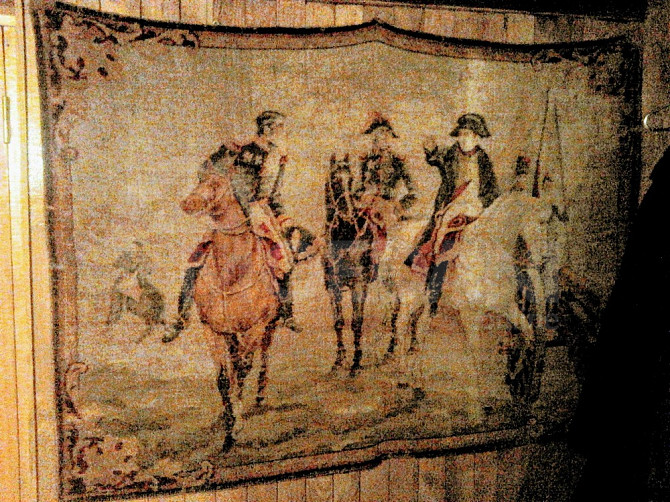 Старинный шерстяной ковер с изображением сцены наполеоновской битвы. Сенаки - изображение 1