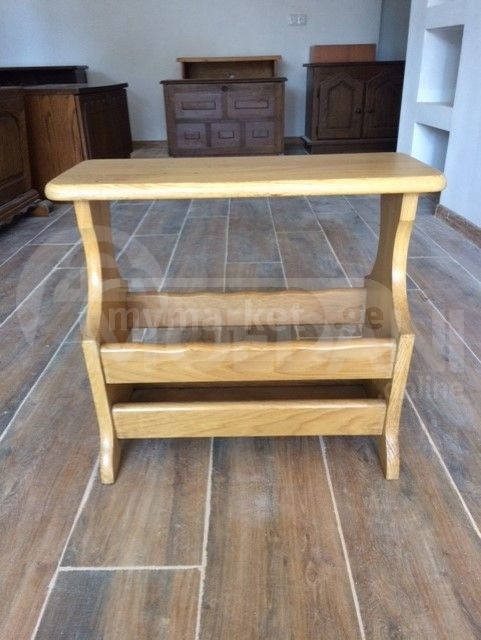 ჰოლანდიიდან ჩამოტანილი ხის პატარა მაგიდა! თბილისი - photo 1