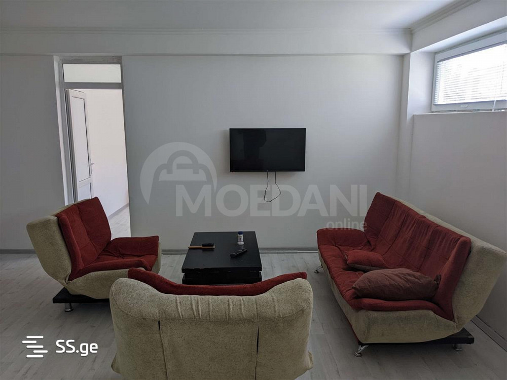 ქირავდება 2 ოთახიანი ბინა 60მ² 1/10 სართ თბილისი - photo 1