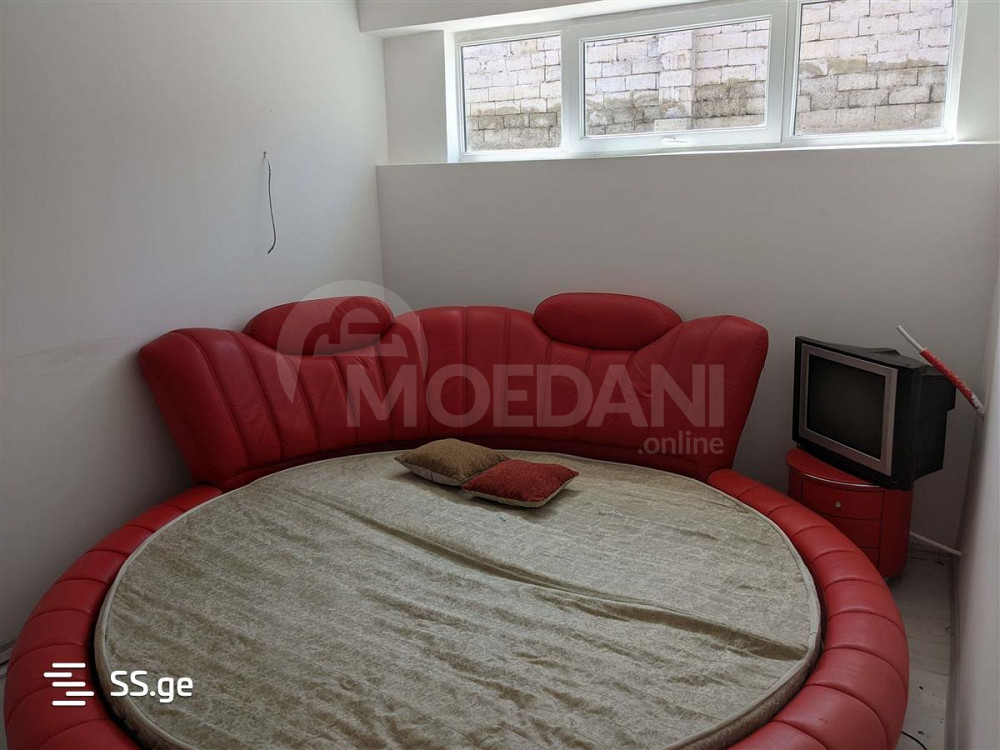 ქირავდება 2 ოთახიანი ბინა 60მ² 1/10 სართ თბილისი - photo 3