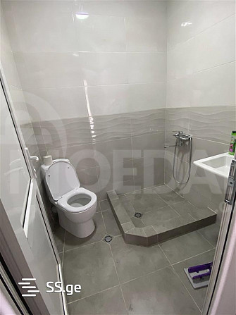 Сдам 2-комн. квартиру в Тбилиси  50м² 3/10 эт. Тбилиси - изображение 2