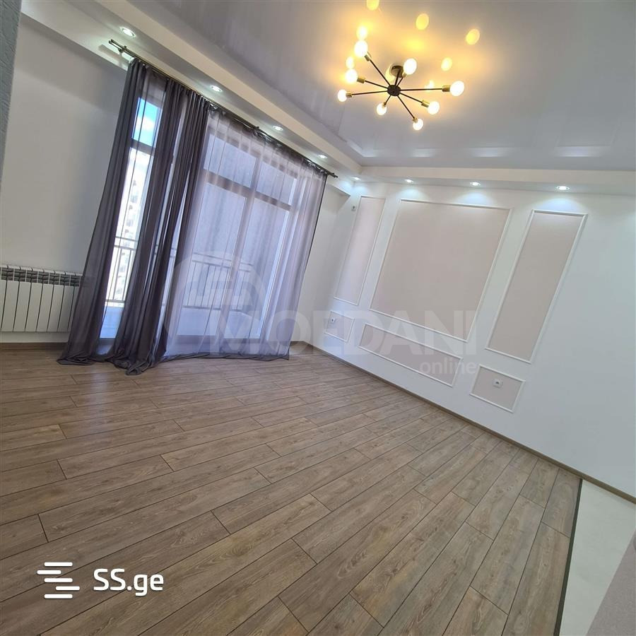 იყიდება 2 ოთახიანი ბინას 54მ² 14/17 სართ თბილისი - photo 1