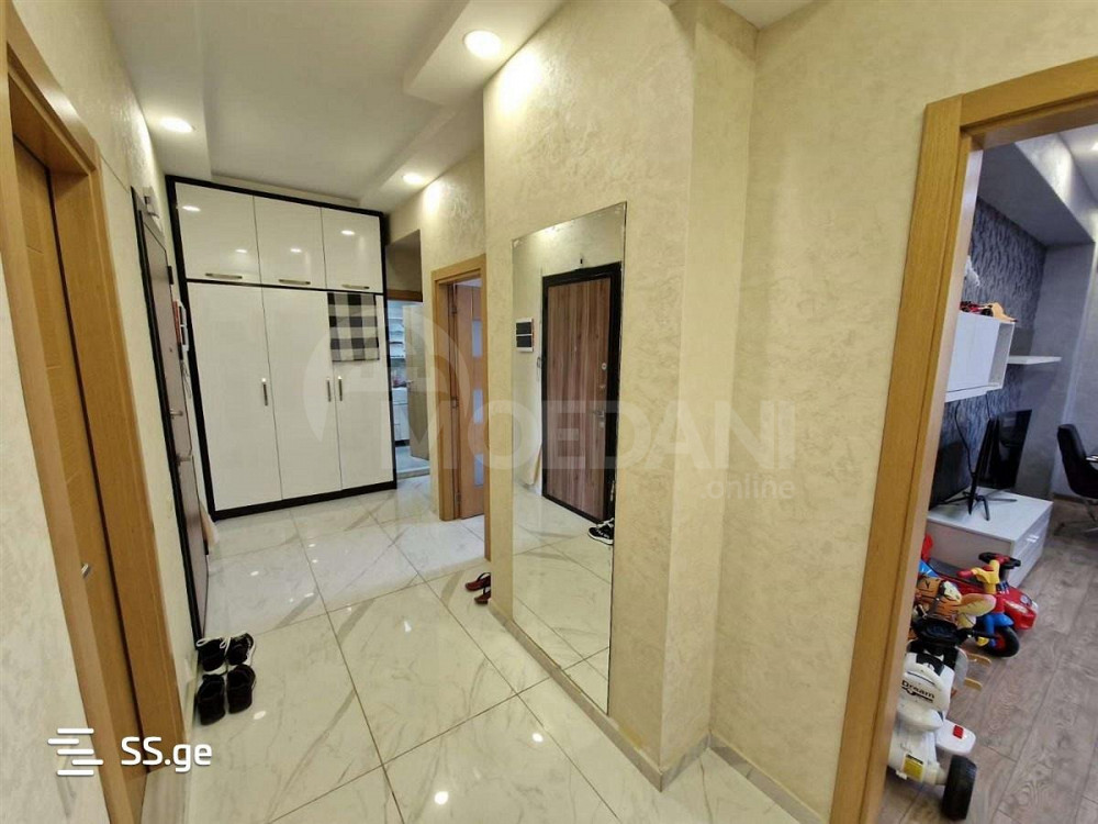 იყიდება 3 ოთახიანი ბინას 144მ² 13/15 სართ თბილისი - photo 5