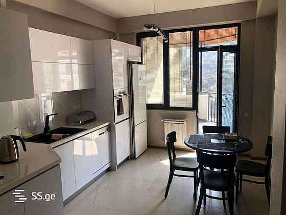 იყიდება 4 ოთახიანი ბინას $260 000  თბილისში  180მ² 8/8 სართ Тбилиси
