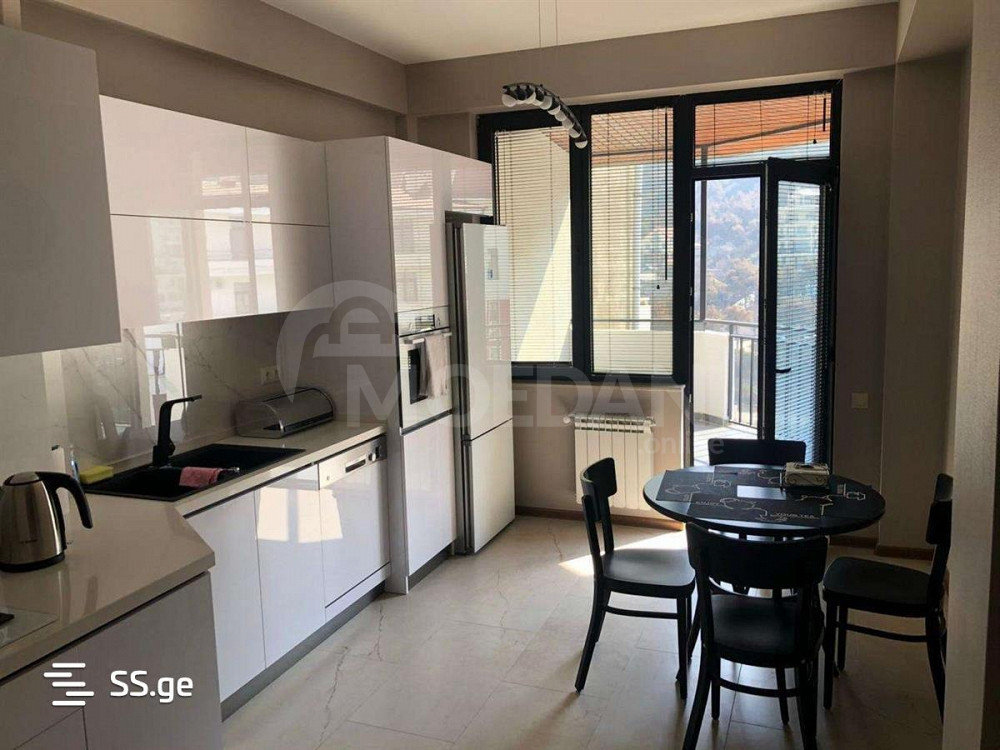 იყიდება 4 ოთახიანი ბინას 180მ² 8/8 სართ თბილისი - photo 2