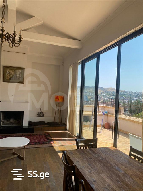 იყიდება 4 ოთახიანი ბინას 190მ² 5/5 სართ თბილისი - photo 3