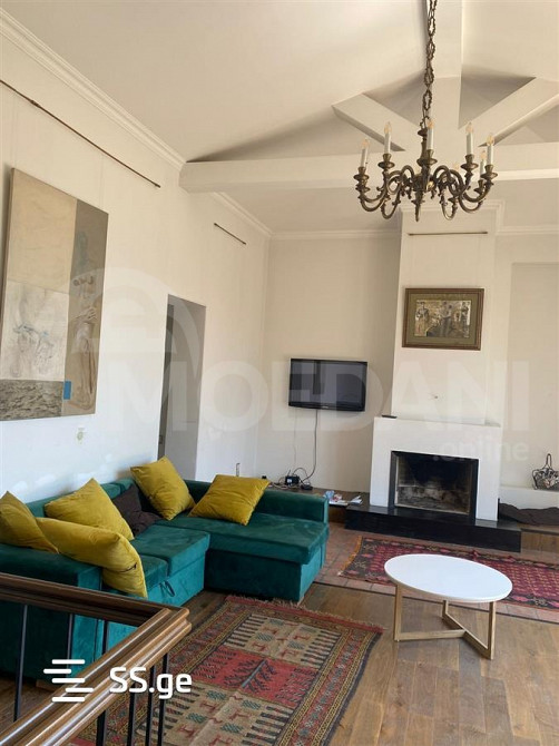 იყიდება 4 ოთახიანი ბინას 190მ² 5/5 სართ თბილისი - photo 1