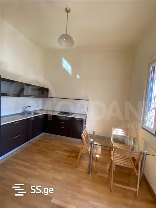 Продам 4-комн. квартиру 147м² 3/3 эт. Тбилиси - изображение 2