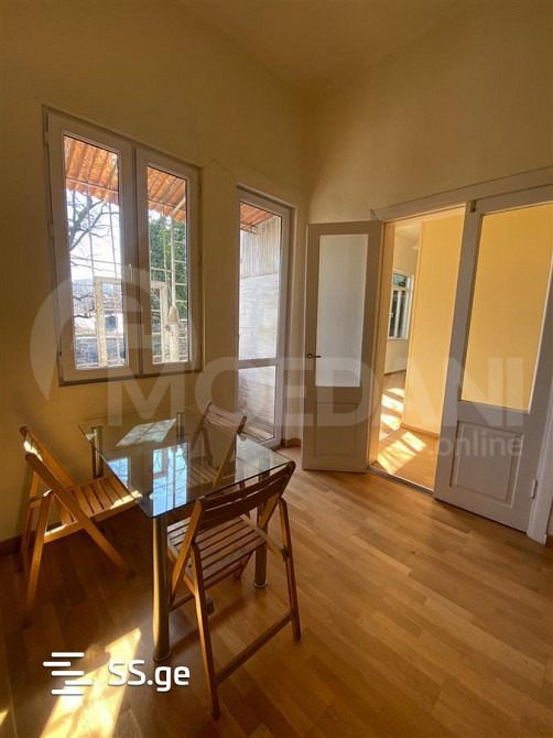 Продам 4-комн. квартиру 147м² 3/3 эт. Тбилиси - изображение 4