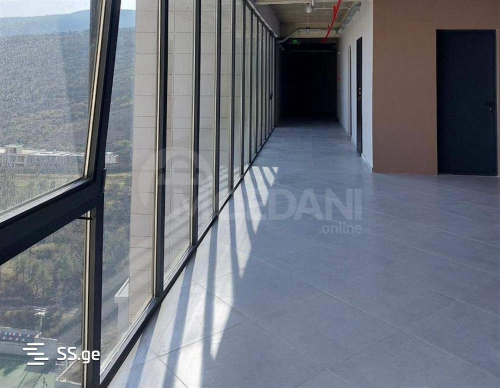 იყიდება 2 ოთახიანი ბინას 68მ² 10/21 სართ თბილისი - photo 2