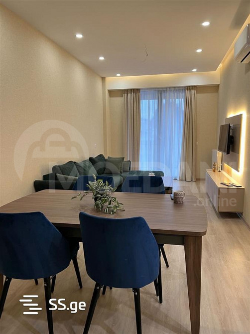 ქირავდება 2 ოთახიანი ბინა 70მ² 10/20 სართ თბილისი - photo 1