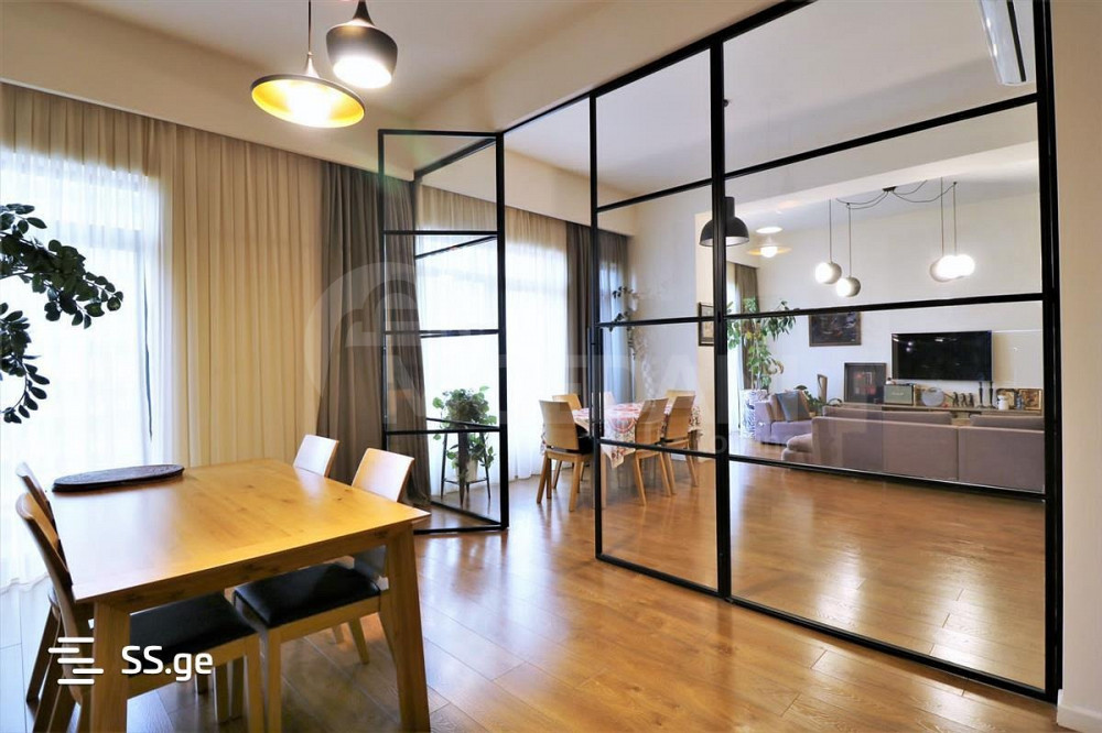 Продам 3-комн. квартиру 149м² 13/21 эт. Тбилиси - изображение 1