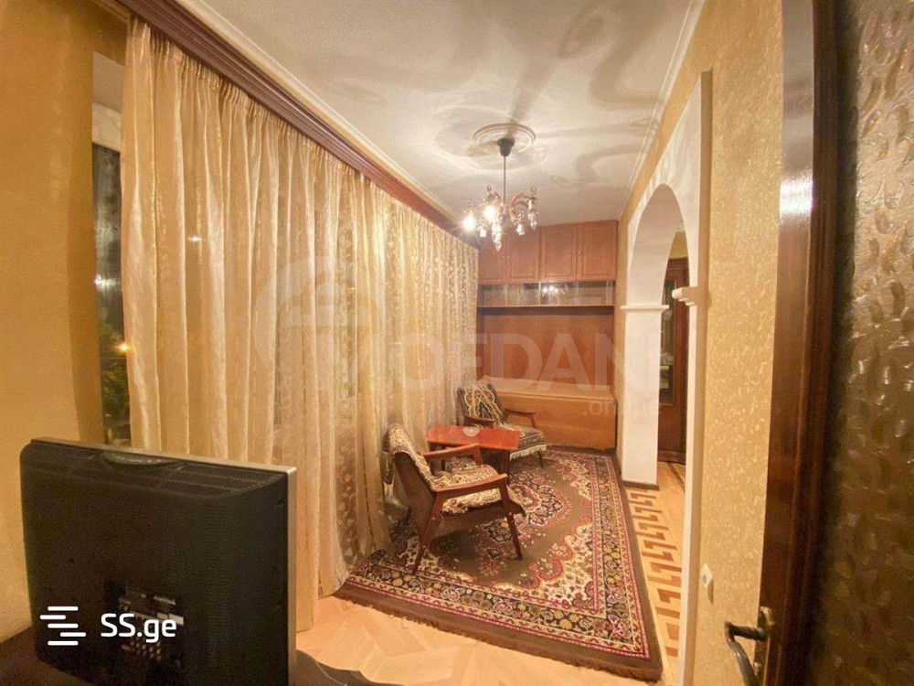 ქირავდება 3 ოთახიანი ბინა 90მ² 3/12 სართ თბილისი - photo 6