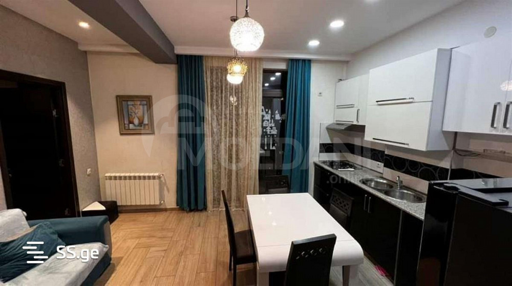 ქირავდება 3 ოთახიანი ბინა 100მ² 5/5 სართ თბილისი - photo 1