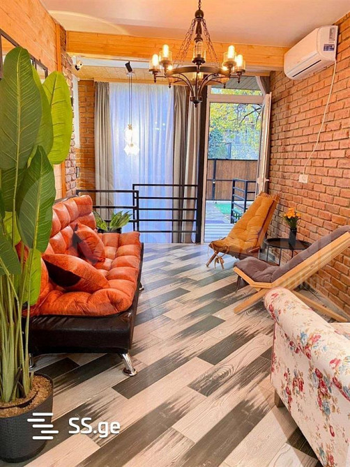 ქირავდება 4 ოთახიანი ბინა 150მ² 1/5 სართ თბილისი - photo 1