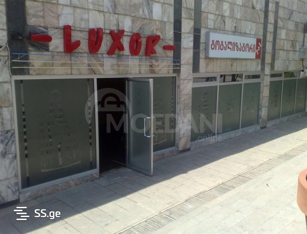 იყიდება კომერციული ფართი საბურთალოზე თბილისი - photo 3
