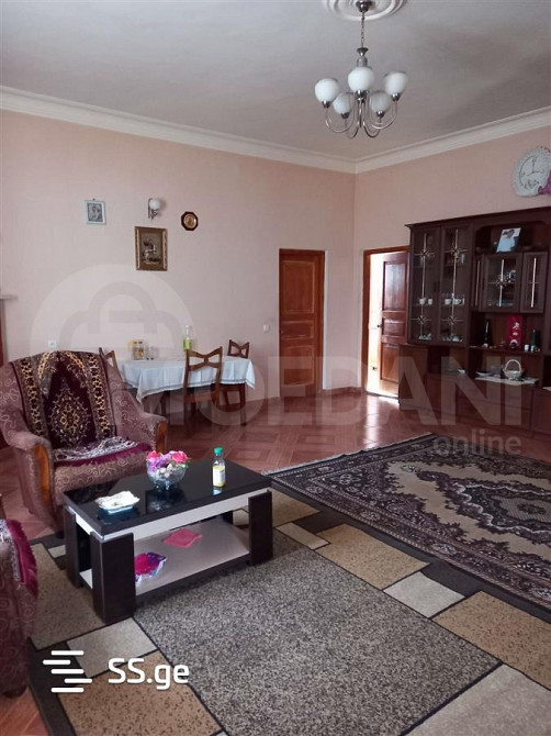 House for sale 700м² Tbilisi - photo 1
