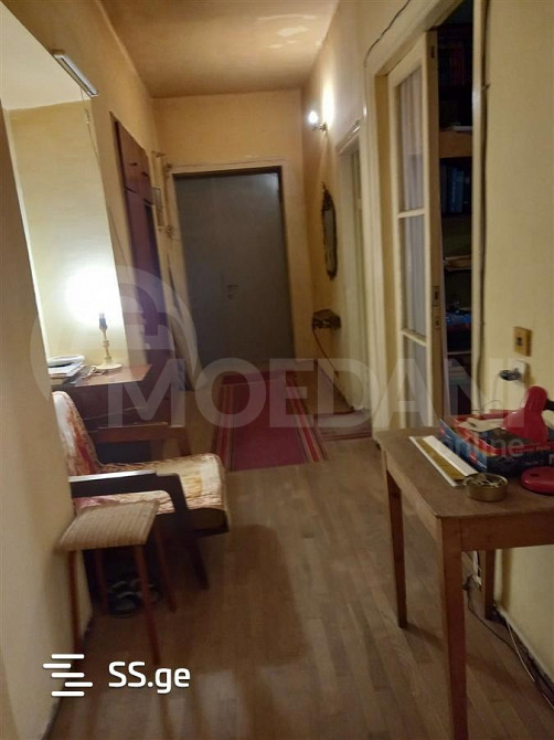 იყიდება 3 ოთახიანი ბინას 147მ² 1/3 სართ თბილისი - photo 2