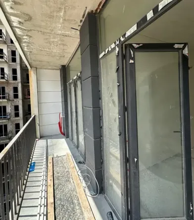 იყიდება 4 ოთახიანი ბინას 140მ² 10/23 სართ ბათუმი