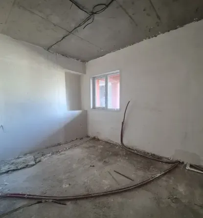 იყიდება 2 ოთახიანი ბინას 43მ² 4/8 სართ თბილისი