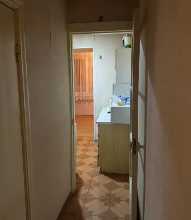 იყიდება 3 ოთახიანი ბინას 91მ² 2/4 სართ თბილისი