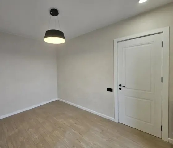 იყიდება 2 ოთახიანი ბინას 57.5მ² 6/6 სართ თბილისი