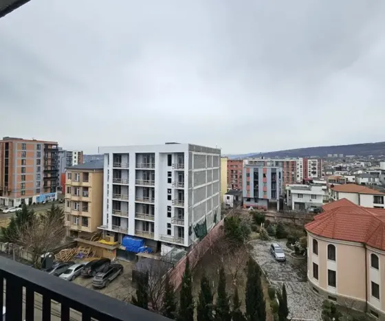 იყიდება 2 ოთახიანი ბინას 57.5მ² 6/6 სართ თბილისი