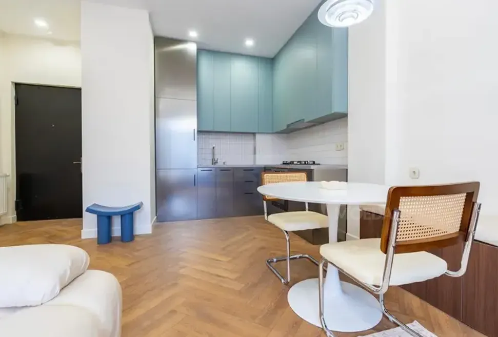 იყიდება 2 ოთახიანი ბინას 54მ² 15/15 სართ თბილისი - photo 1