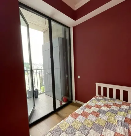 იყიდება 3 ოთახიანი ბინას 76.6მ² 11/13 სართ თბილისი